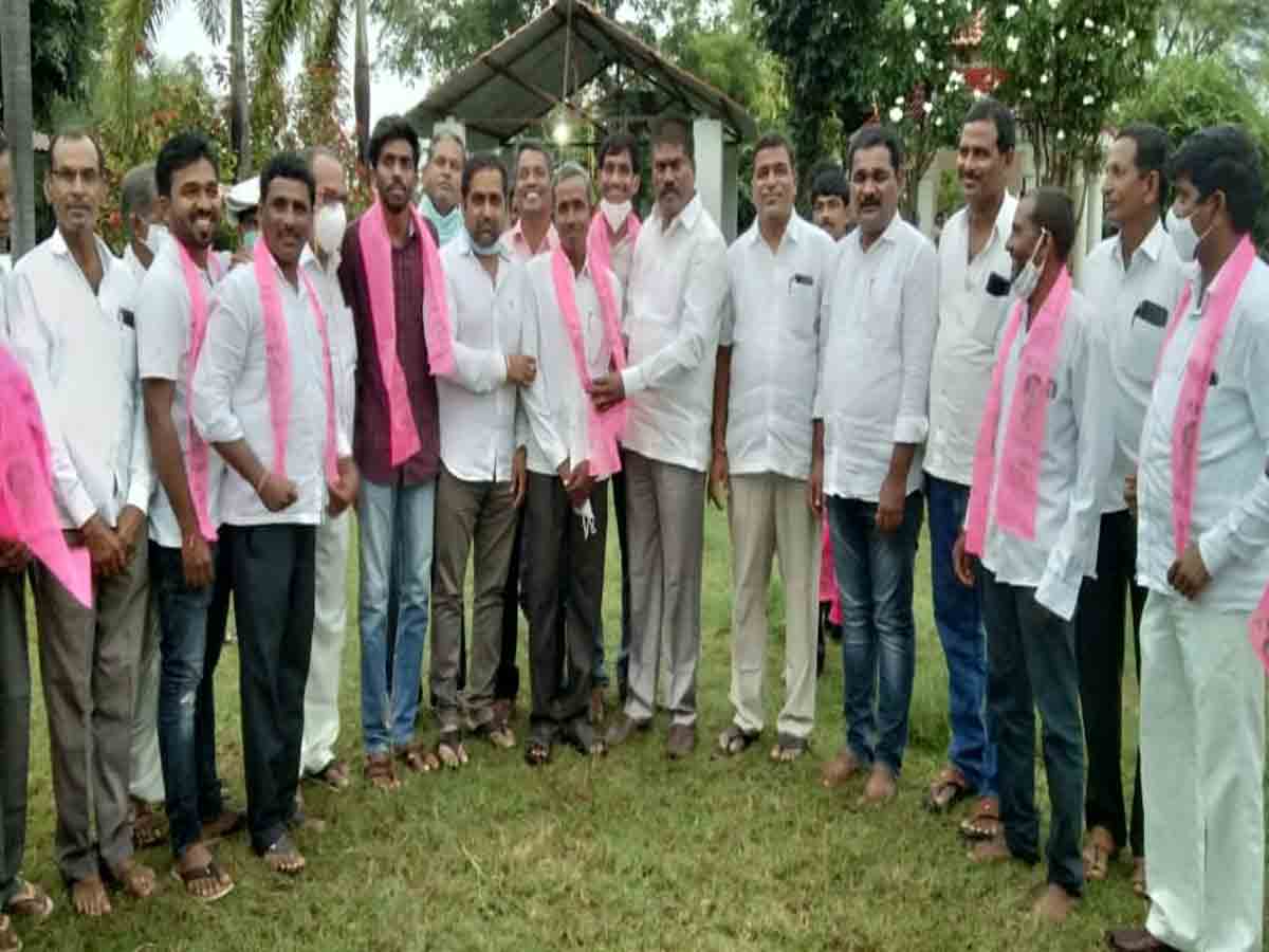 Huzurabad | కాంగ్రెస్ నుంచి టీఆర్ఎస్‌లోకి చేరికలు..