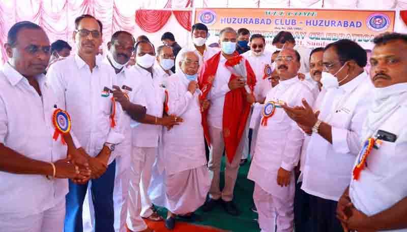 హుజూరాబాద్‌ క్లబ్‌ సేవలు ప్రశంసనీయం