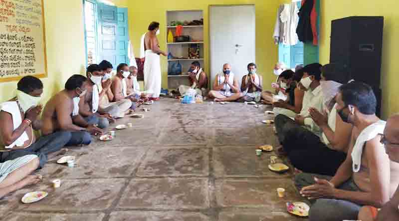 ఆలయాల్లో సామూహిక యజ్ఞోపవీత ధారణ