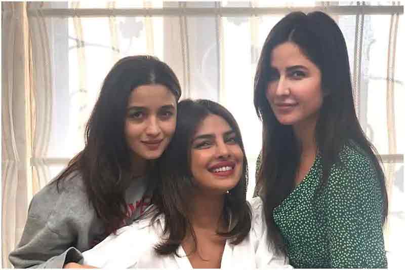 ‘రోడ్‌షో’లో.. ముగ్గురు బాలీవుడ్‌ ముద్దుగుమ్మలు