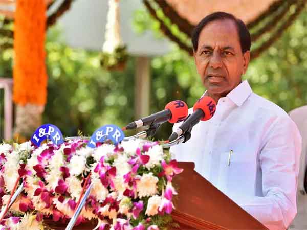 దళితబంధుకు మరో 300 కోట్లు