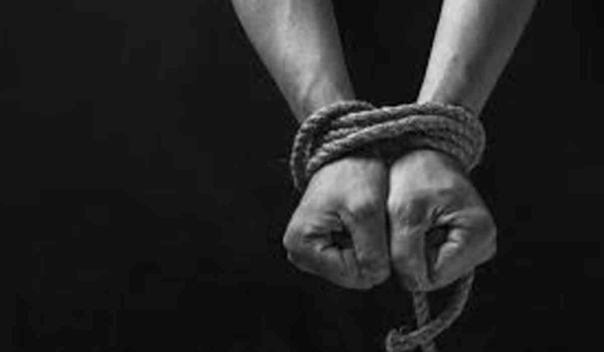 నిర్మల్‌లో స్థిరాస్తి వ్యాపారి కిడ్నాప్‌ కలకలం