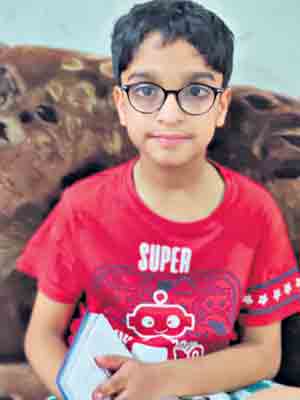 పిల్ల రచయిత పే..ద్ద..కథ!