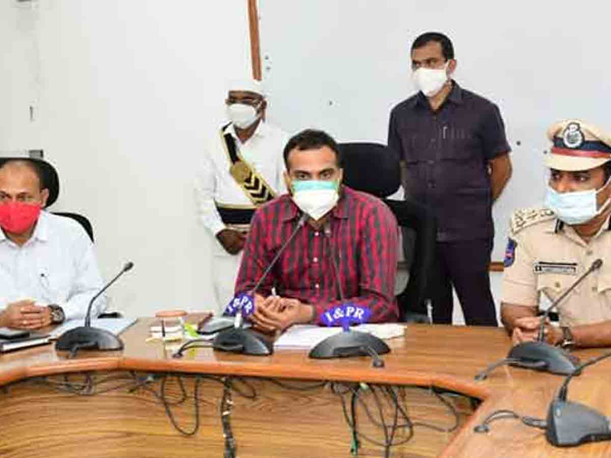 కరీంనగర్‌లో మాస్క్‌ నిబంధన త‌ప్ప‌నిస‌రి.. ఉల్లంఘనదారులకు రూ.వెయ్యి జరిమానా