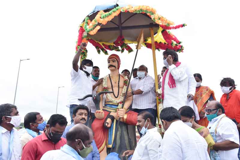 సర్వాయి పాపన్న ఆశయ సాధకుడు కేసీఆర్‌