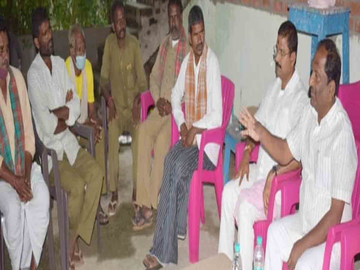 Minister Koppula Eshwar | హమాలీల సమస్యల పై చర్చించిన మంత్రి కొప్పుల ఈశ్వర్…