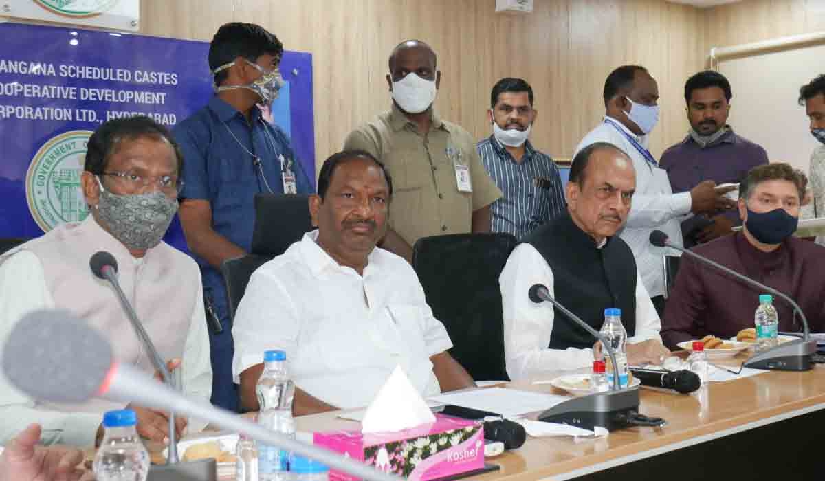 మొహర్రం ఏర్పాట్ల‌పై మంత్రుల సమీక్ష సమావేశం