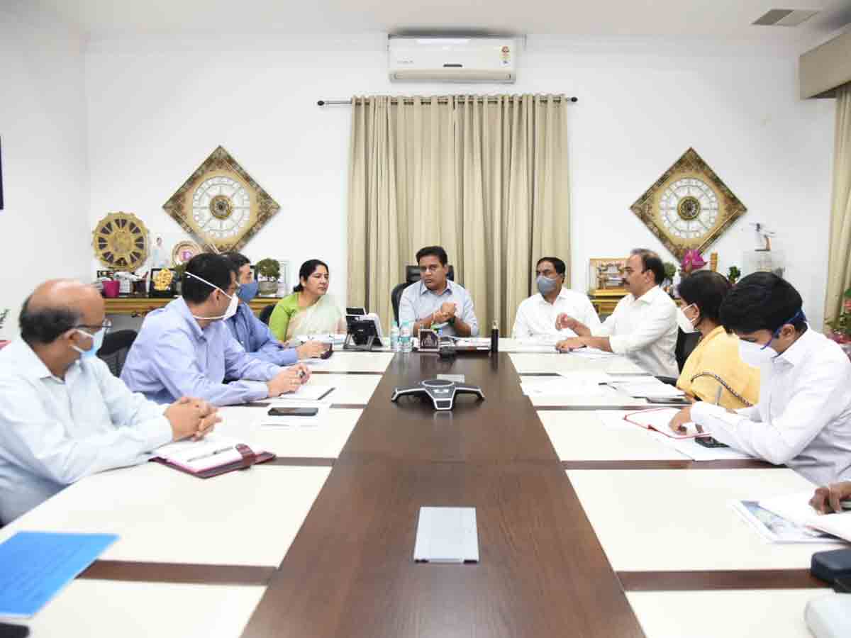 త్వ‌ర‌లో ప్ర‌జ‌ల హెల్త్ ప్రొఫైల్ ప్రాజెక్టు ప్రారంభం : మంత్రి కేటీఆర్