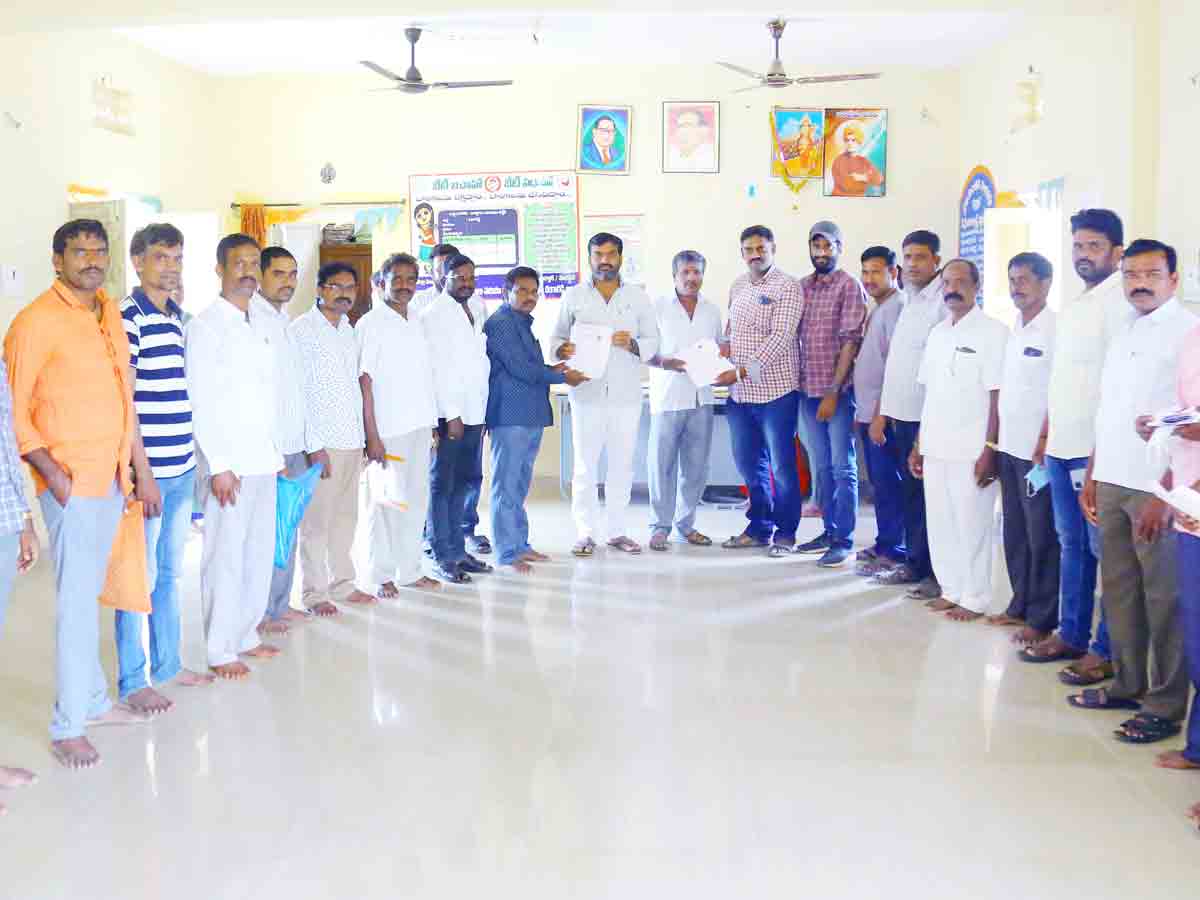 కులవృత్తులకు ప్రభుత్వం ప్రాధాన్యత