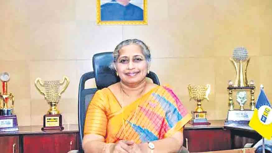 ఎల్‌ఐసీ ఎండీగా మిని ఐపే