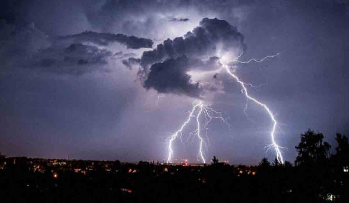 పిడుగుపాటుకు 24 మంది బలి