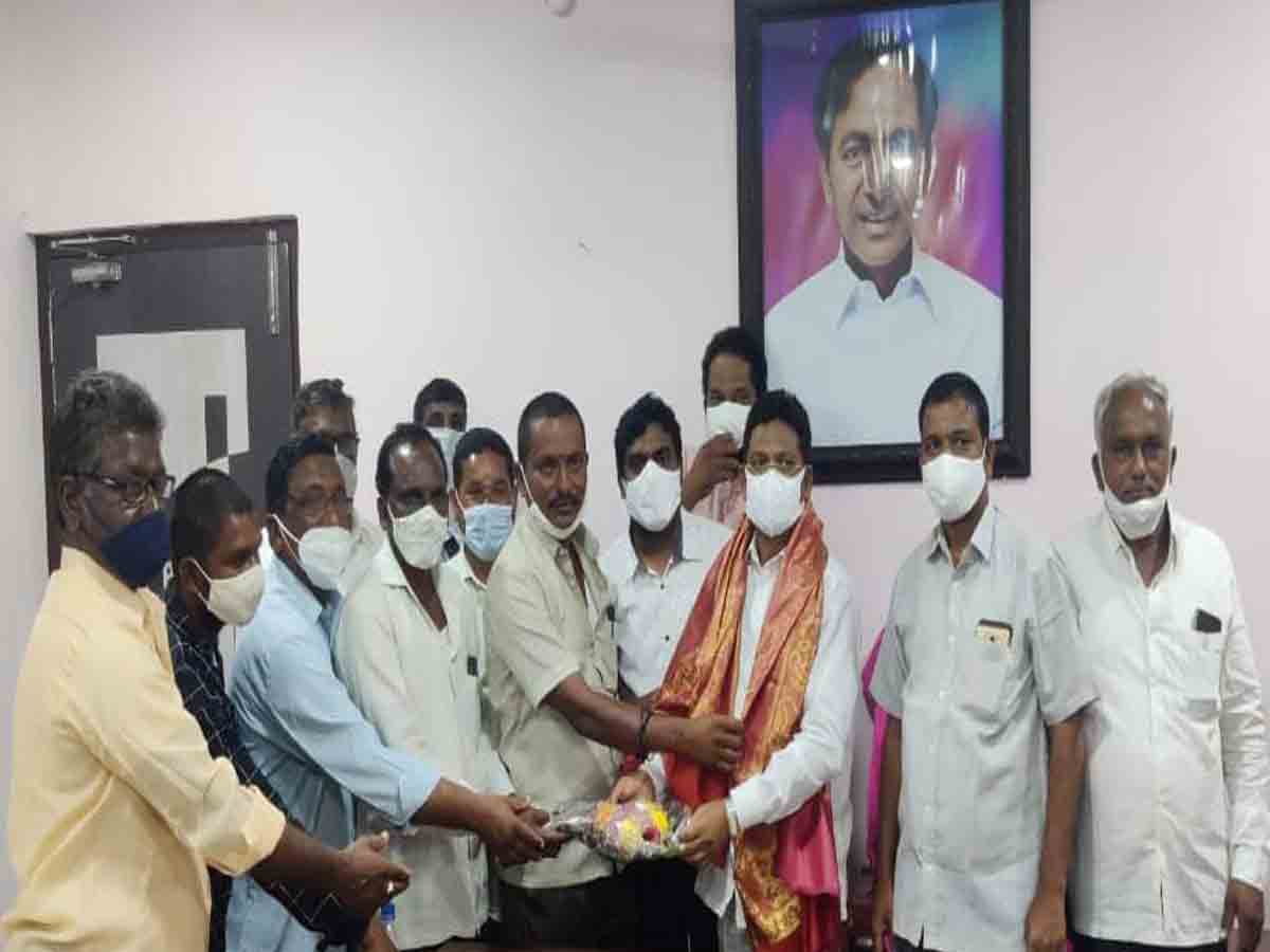 Ration dealers | రేషన్‌డీలర్ల సమస్యలను పరిష్కరించాలి…