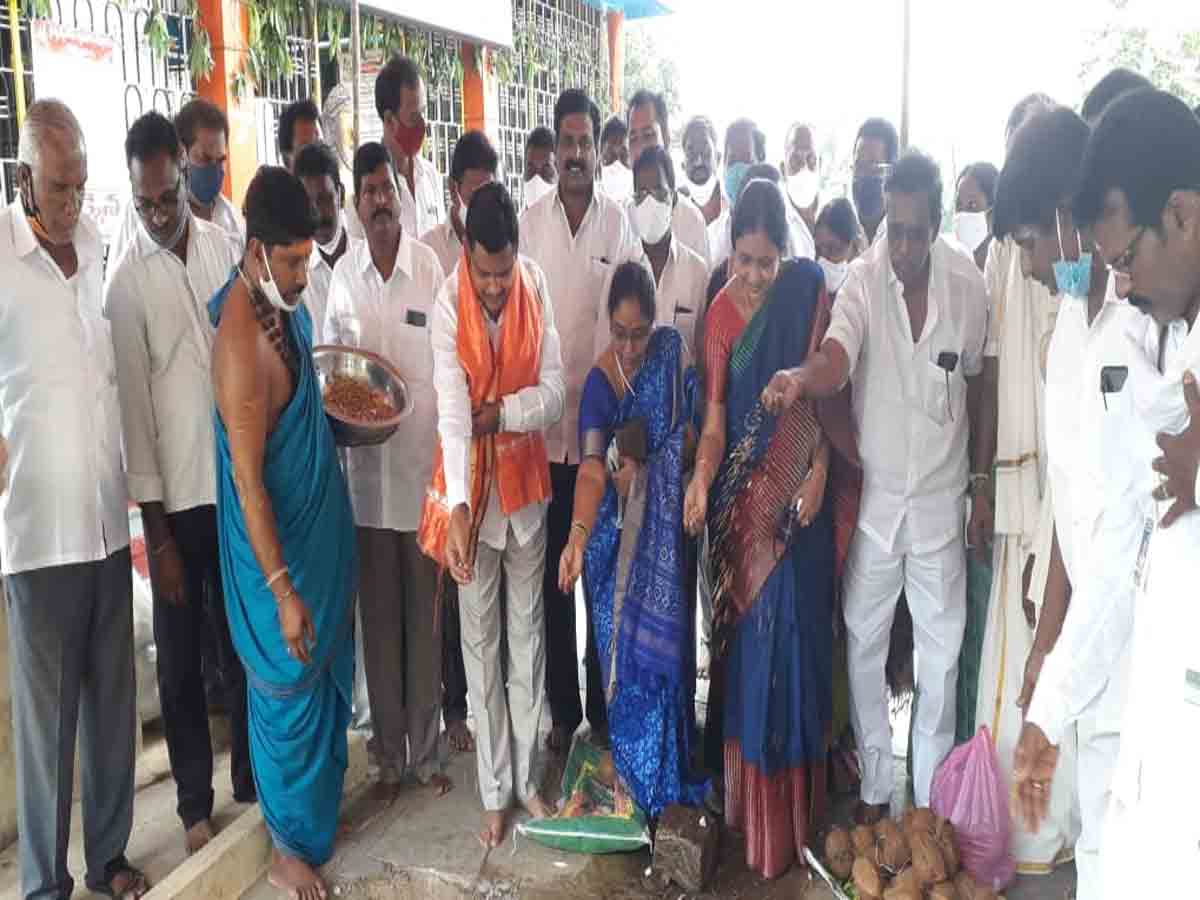 Madhira | ఆలయ అభివృద్ధి పనులకు భూమి పూజచేసి జడ్పీచైర్మన్..