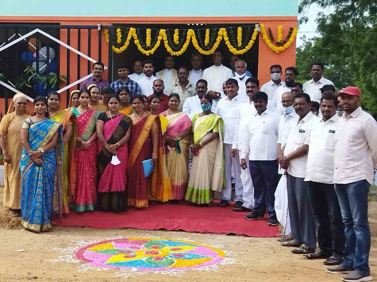 విద్యాభివృద్ధికి పాటుపడాలి…