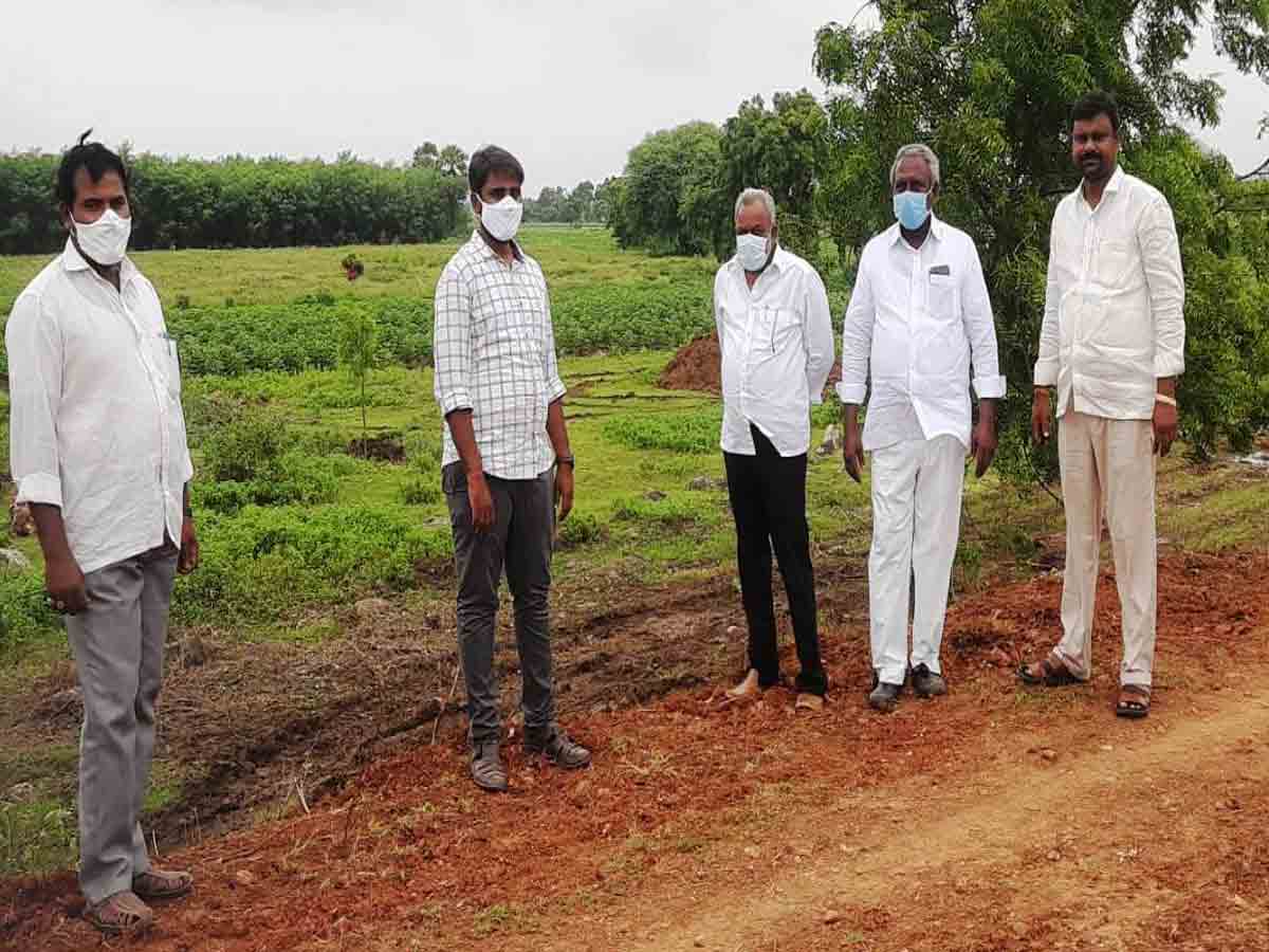 Mega Palle park | మెగా పల్లెపార్క్‌ను త్వరితగతిన నిర్మించాలి..