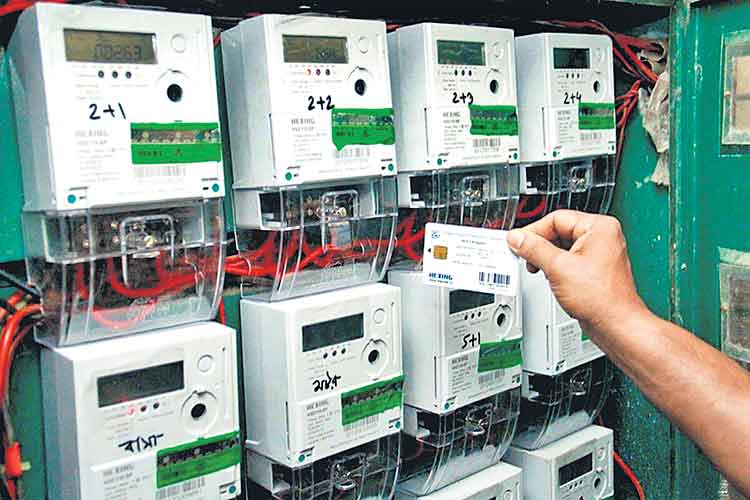 ప్రీపెయిడ్‌ మీటర్లు బిగించాల్సిందే!