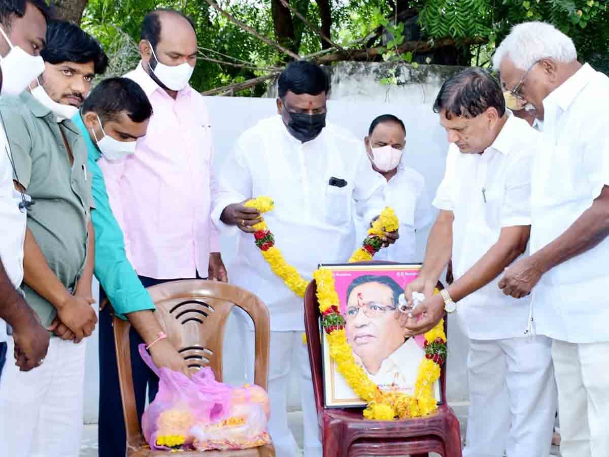 జయశంకర్ సార్‌కు నివాళులు అర్పిచిన ఎమ్మెల్యే భాస్కర్‌ రావు