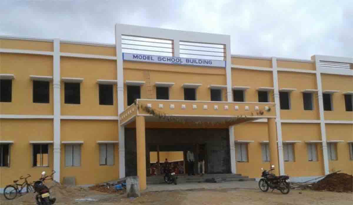 ఆగస్టు 21 న ఆద‌ర్శ పాఠ‌శాల‌ల ప్ర‌వేశ ప‌రీక్ష