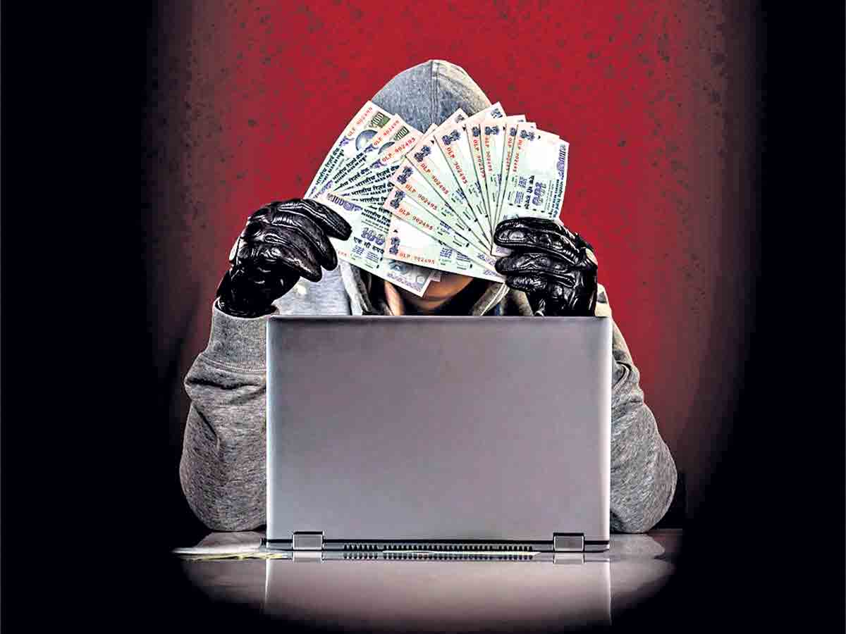 క్లాస్‌మేట్‌నంటూ ఆన్‌లైన్‌లో దోస్తీ.. పెండ్లి చేసుకుంటాన‌ని చెప్పి 6 ల‌క్ష‌ల‌కు టోక‌రా