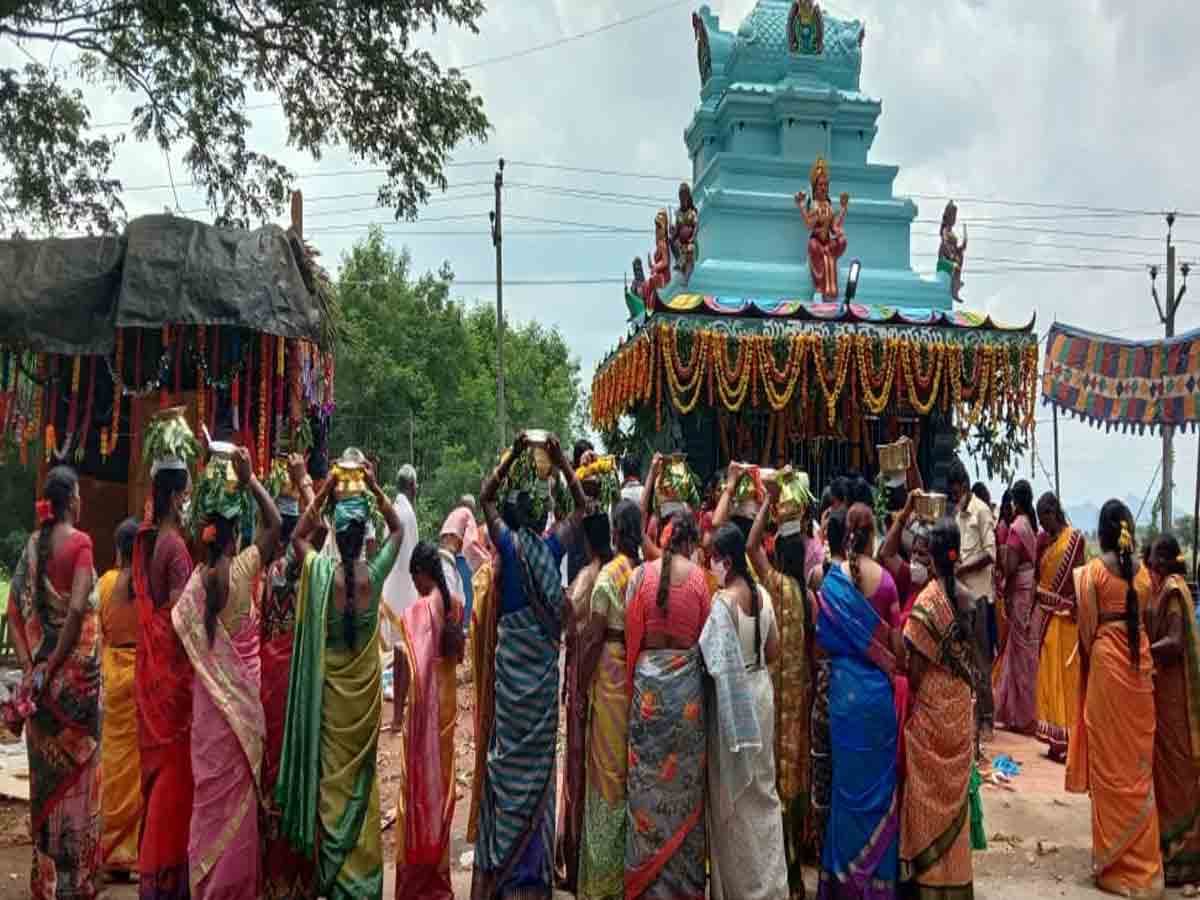 sathupally | ఘనంగా ముత్యాలమ్మ అమ్మవారి ప్రతిష్ఠా కార్యక్రమం…