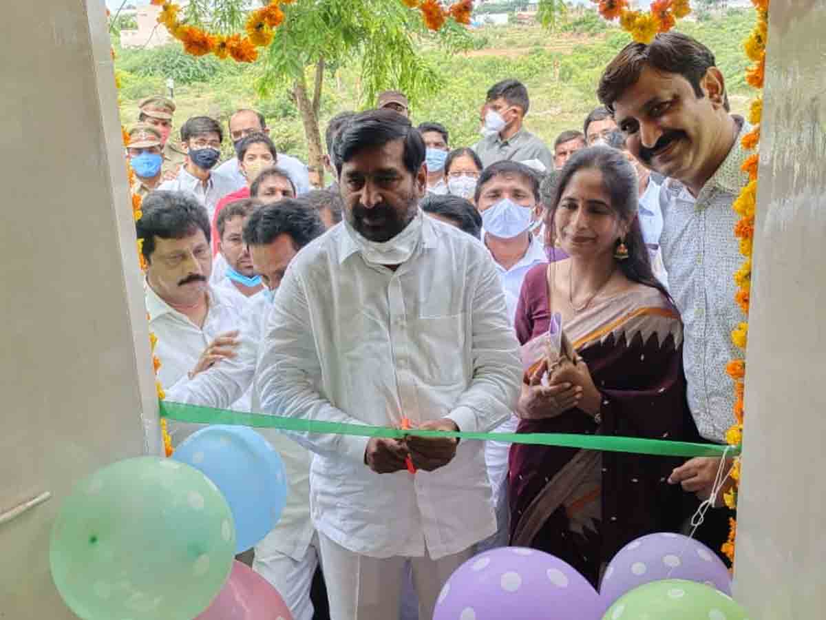 పీహెచ్‌సీలో అదనపు సౌకర్యాలను ప్రారంభించిన మంత్రి జగదీష్‌ రెడ్డి