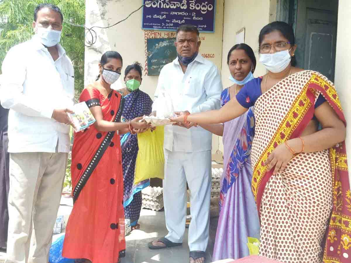 పోషకాహార పదార్ధాల పంపిణీ..