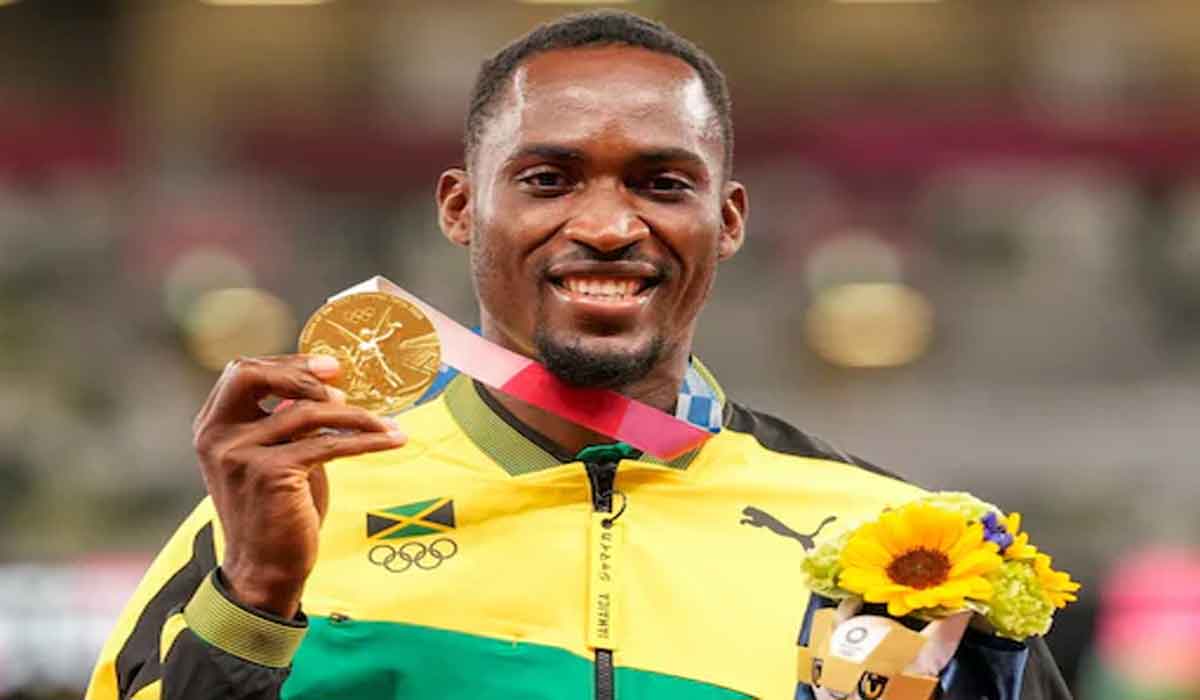 Hansle Parchment: అడ్రెస్ త‌ప్పిపోయిన అథ్లెట్‌.. వలంటీర్ సాయంతో గోల్డ్ మెడ‌ల్ గెలిచాడు!