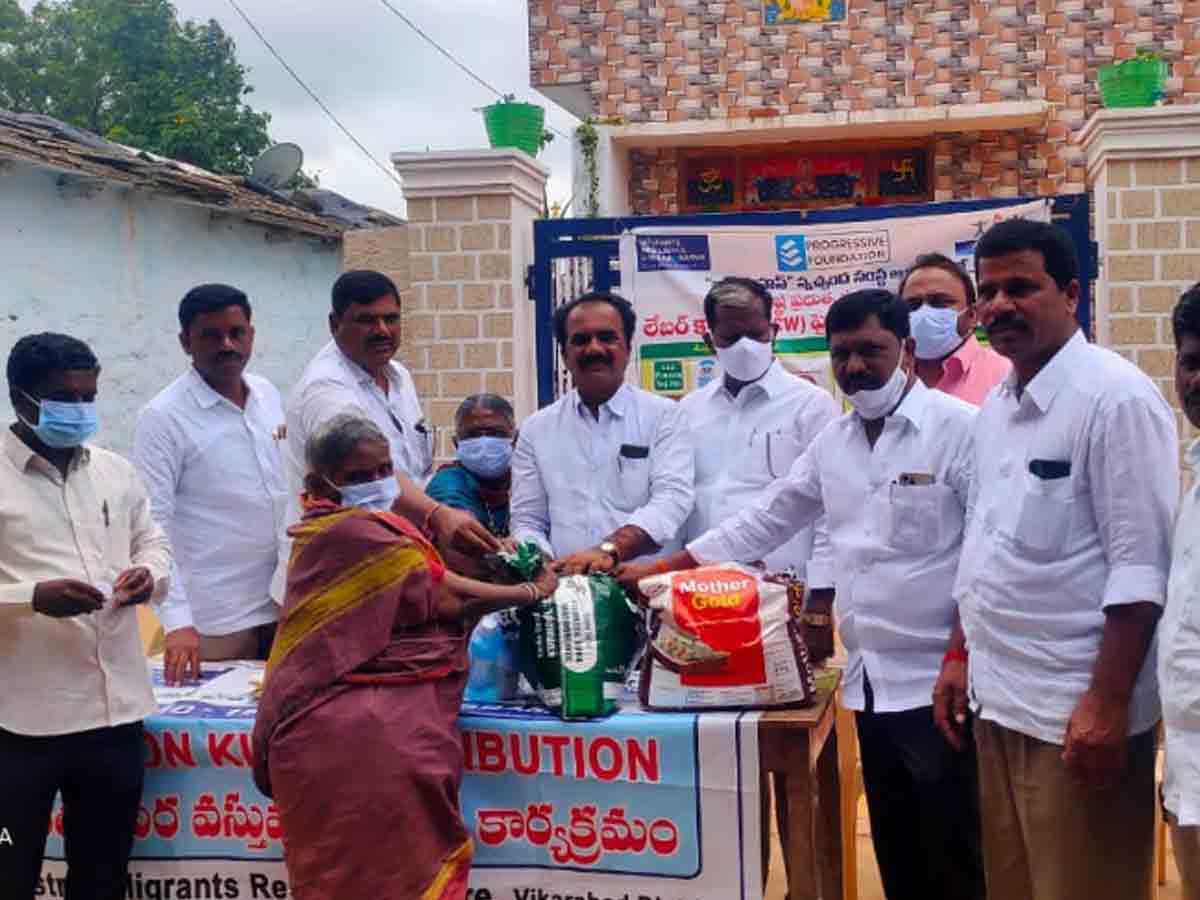 పేదలను ఆదుకోవడం అభినందనీయం…