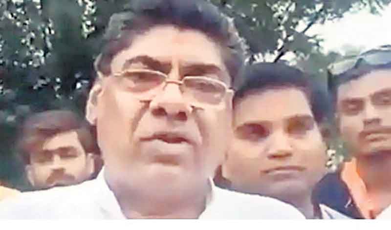 అఫ్గాన్‌ వెళ్లు.. చౌకగా పెట్రోల్‌ దొరుకుతుంది!