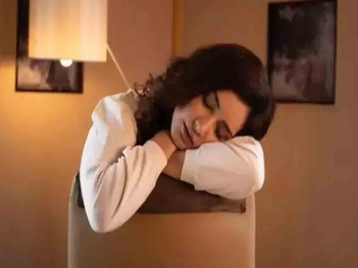 Raashi Khanna:షూటింగ్ గ్యాప్‌లో ప‌డుకొని క‌ల‌లు కంటాను: రాశీ ఖ‌న్నా