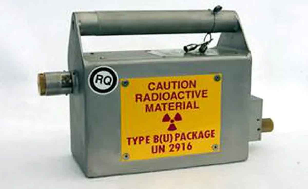 Radioactive Substances Seized : రూ.4250 కోట్ల విలువైన రేడియోధార్మిక మెటిరియ‌ల్ సీజ్‌, ఇద్ద‌రు అరెస్ట్‌