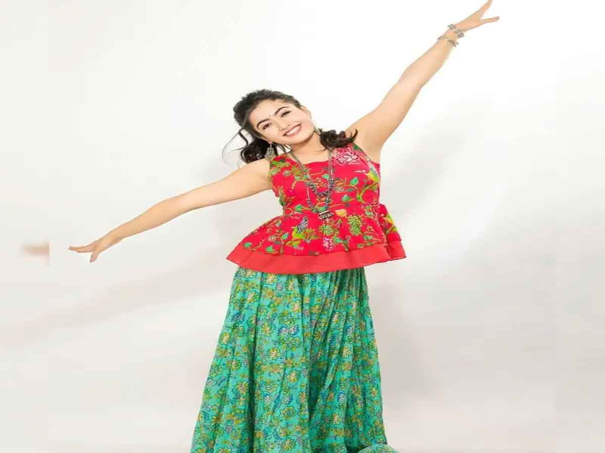 ర‌ష్మిక త‌ల్లిదండ్రులు బాధప‌డ్డార‌ట‌..ఎందుకో తెలుసా?