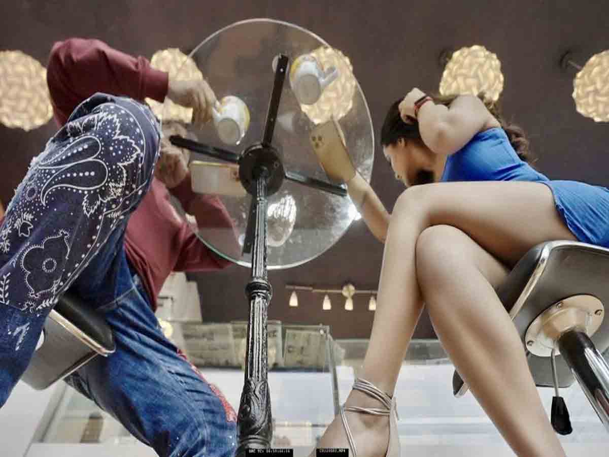 Varma: ఐస్‌క్రీమ్ తింటూ సెక్స్ గురించి ముచ్చ‌టించామ‌న్న వ‌ర్మ‌