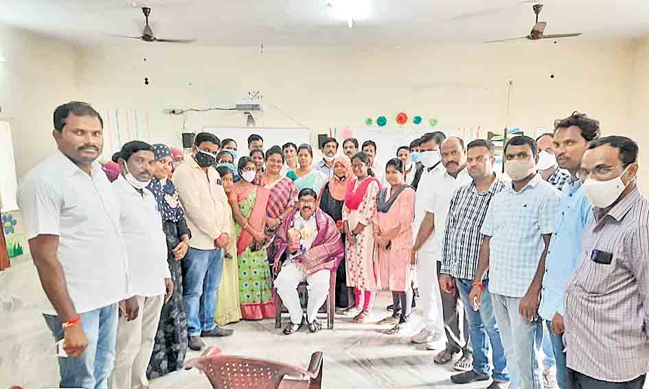 గురుకుల, అవుట్‌ సోర్సింగ్‌ ఉపాధ్యాయులకు త్వరలో పీఆర్సీ వర్తింపు