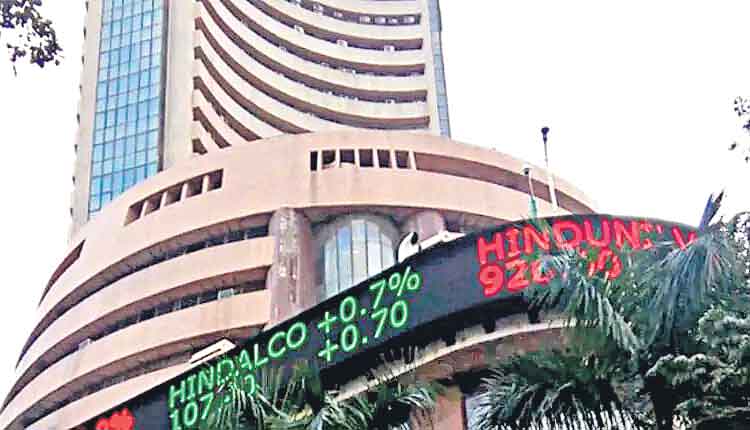 బుల్‌ జోరు