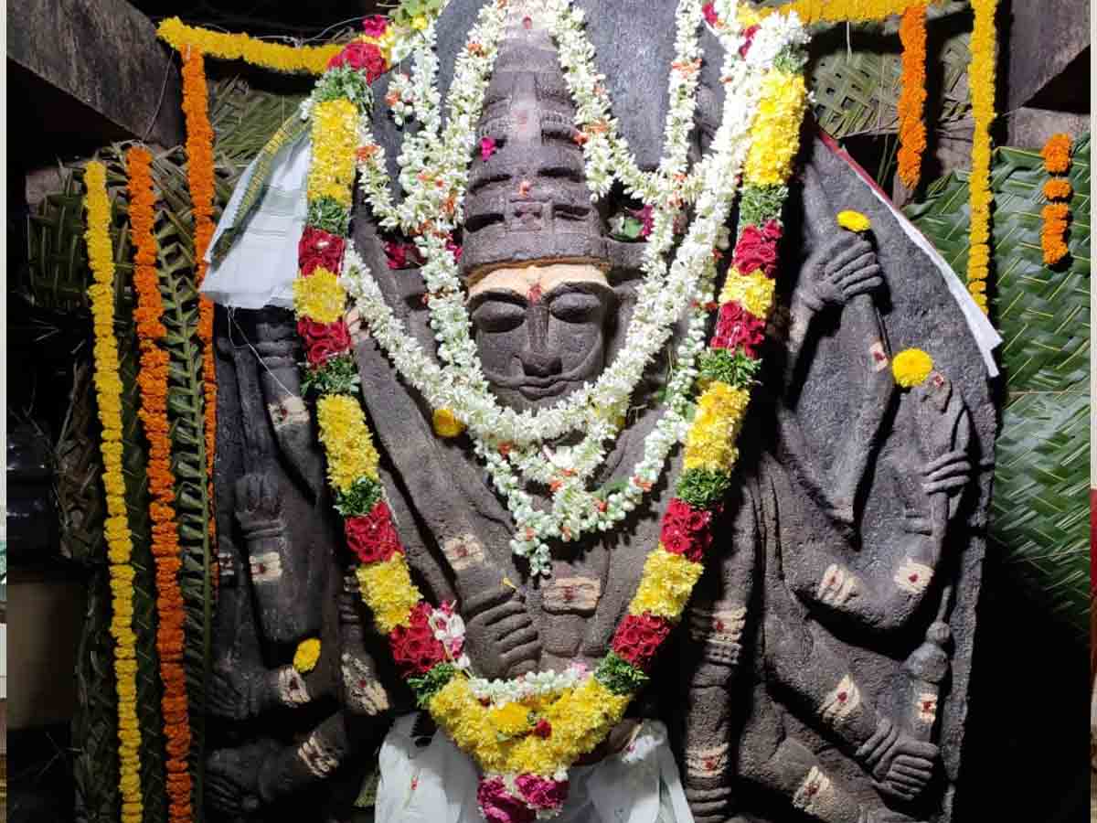 శ్రీగిరిలో మంగళవార పూజలు