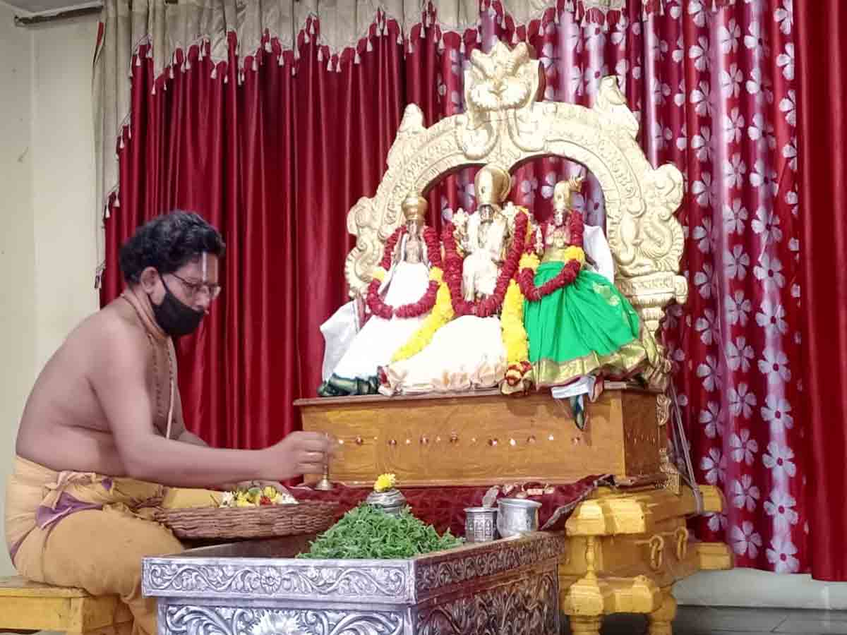 Bhadradri temple | భద్రాద్రి రామయ్య గుడిలో వైభవంగా శ్రావణ మాసోత్సవాలు..