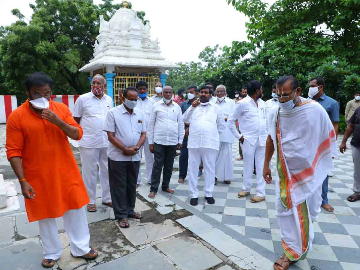 రూ.12 కోట్ల వ్య‌యంతో సూర్యాపేట శ్రీ వేంక‌టేశ్వ‌ర స్వామి ఆల‌యాభివృద్ధి