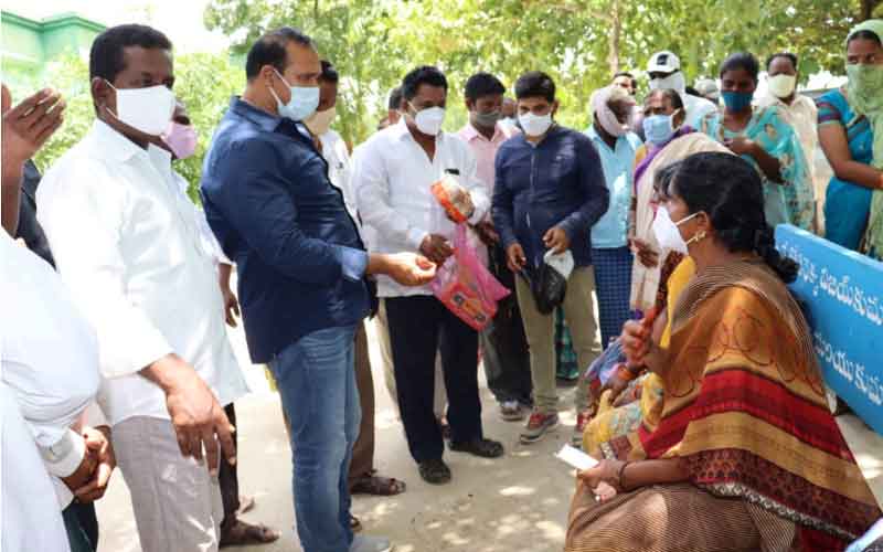 ప్రభుత్వ దవాఖానల్లోనే మెరుగైన వైద్యం