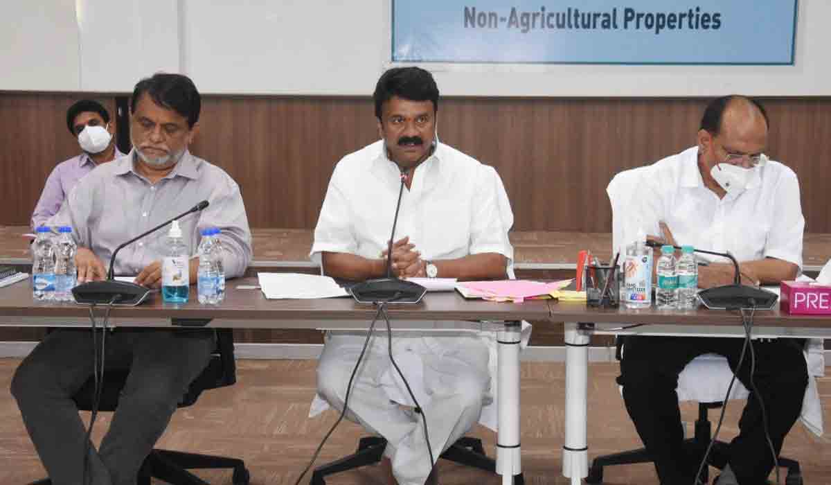 హైదరాబాద్‌ను ఫిల్మ్ హబ్‌గా అభివృద్ధి చేయడమే ల‌క్ష్యం : మంత్రి తలసాని శ్రీనివాస్ యాదవ్