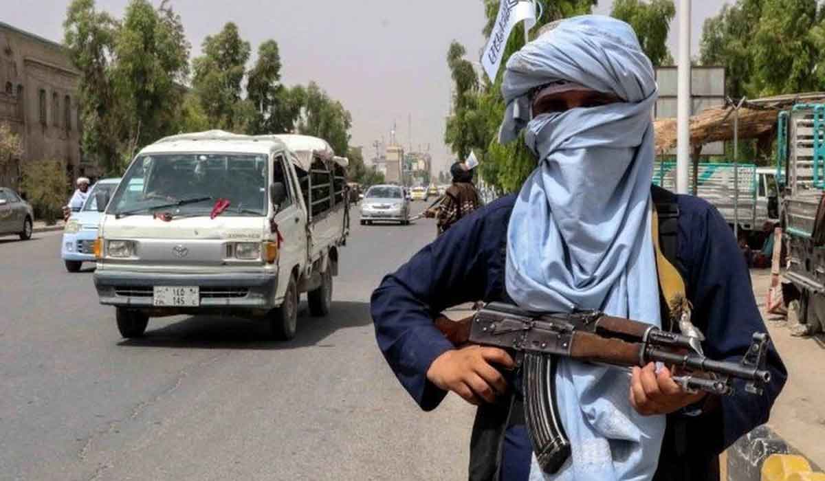 Taliban: డోర్ టు డోర్‌.. తాలిబ‌న్ల త‌నిఖీలు