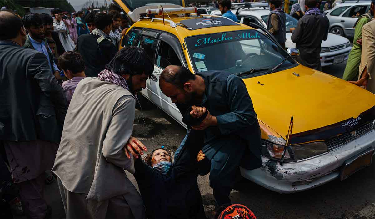 Afghanistan: మ‌హిళ‌లు, పిల్ల‌ల‌పై తాలిబ‌న్ల దాడి