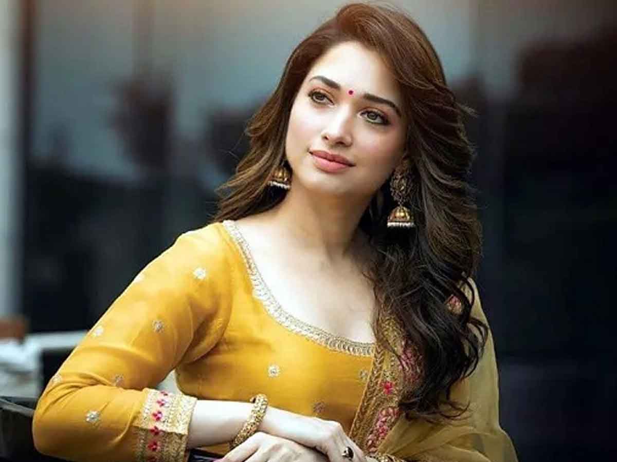 సాహ‌సం చేస్తున్న తమ‌న్నా.. అభినందించాల్సిందే అంటున్న నెటిజన్స్