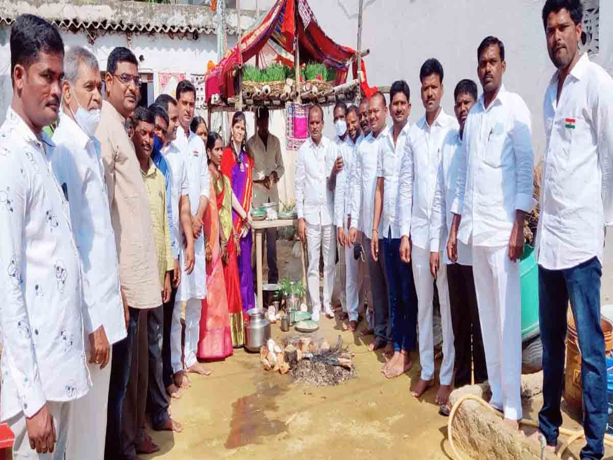 గిరిజనుల సంస్కృతికి, సాంప్రదాయాలకు తీజ్ పండుగ ప్రతీక