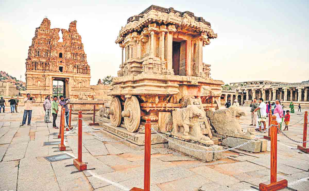 మన దేశ అద్భుత కట్టడాలు