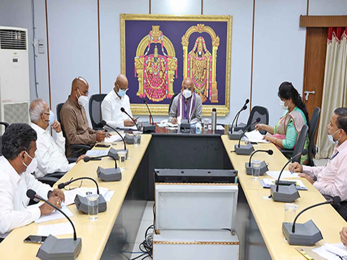 టీటీడీ ఉద్యోగుల నగదు రహిత వైద్యం కోసం ప్రత్యేక నిధి: ఈఓ జవహర్ రెడ్డి