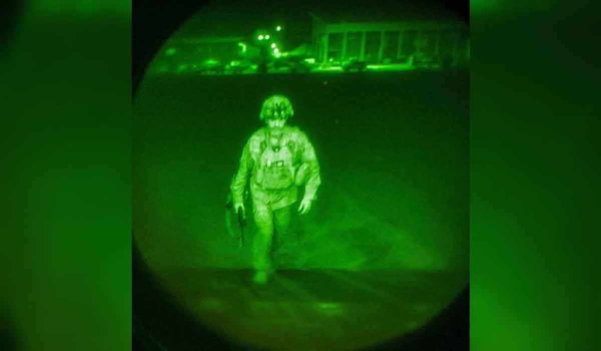 Afghanistan: ఆఫ్ఘ‌నిస్థాన్‌ను వీడిన చివ‌రి అమెరికా సైనికుడు ఇత‌డే