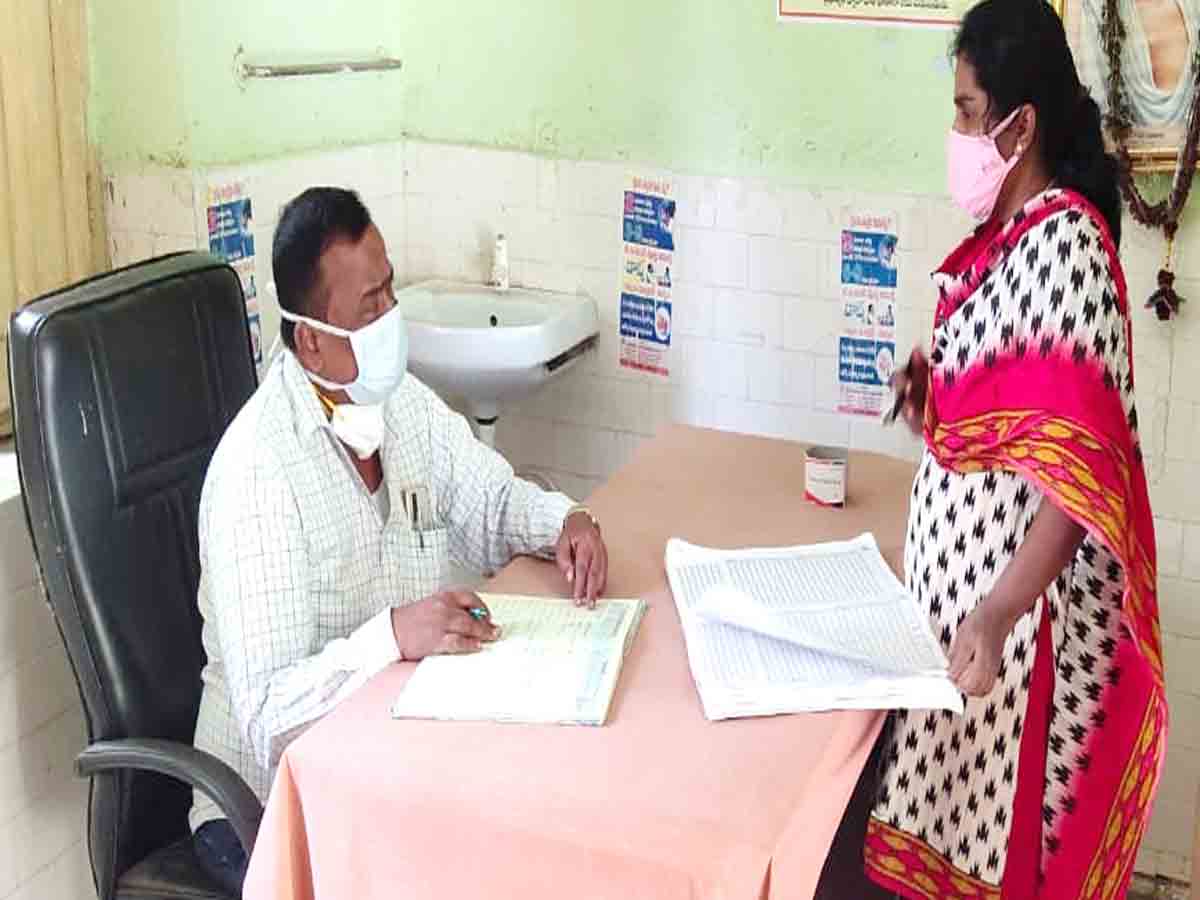 18 ఏండ్లు నిండిన ప్రతి ఒక్కరూ కోవిడ్ వ్యాక్సిన్ వేసుకోవాలి..