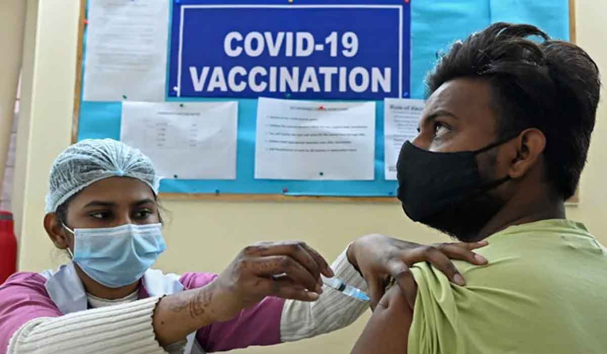 Vaccine Booking: ఇక వాట్సాప్‌తోనూ టీకా స్లాట్ బుకింగ్‌..