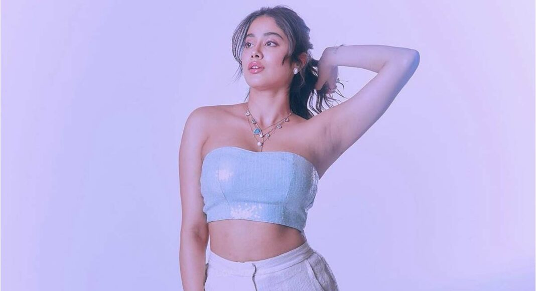 జాన్వీ కపూర్ బ్యూటిఫుల్‌ ఫొటోస్‌